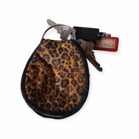 Porte-clés tissu léopard et clés
