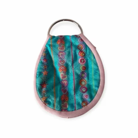 Porte-clés turquoise bord rose