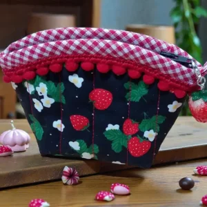 porte-monnaie fraise décor