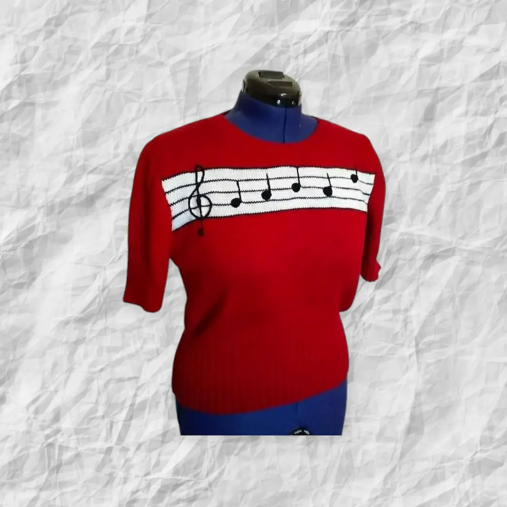 pull à manches courtes rouge et blanc avec portée