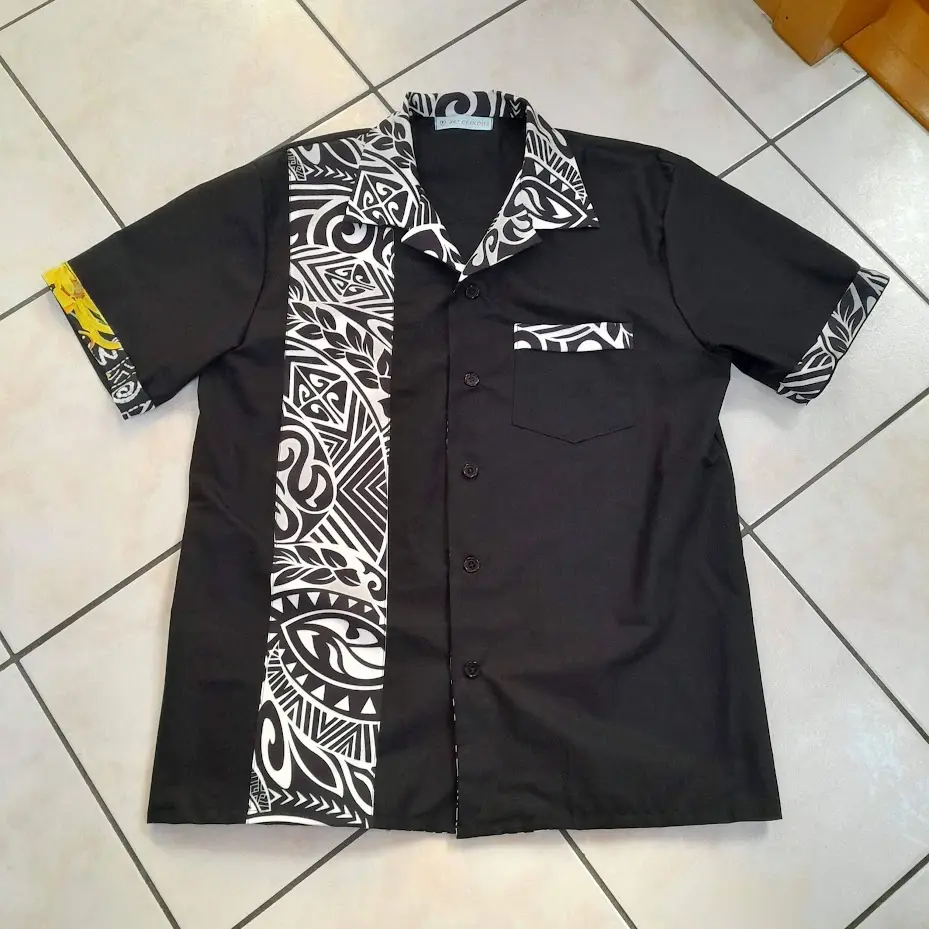 chemise bowling hawaïenne noire face