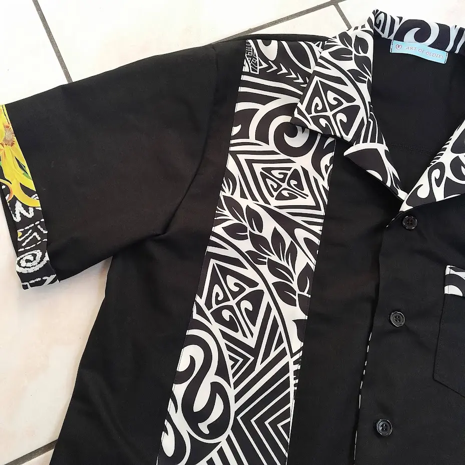 chemise bowling hawaïenne noire détail