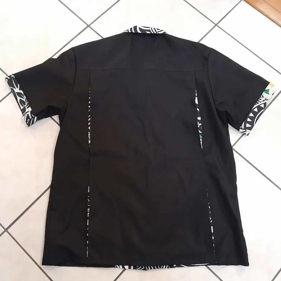 chemise bowling hawaïenne noire dos