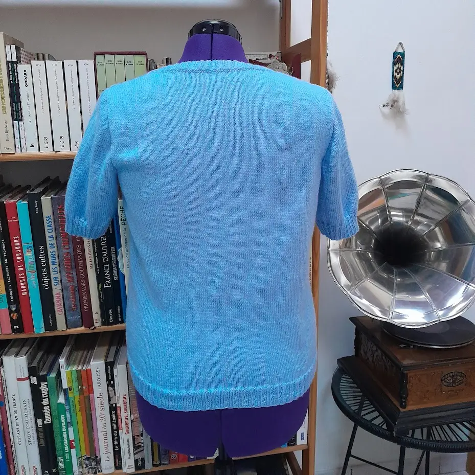 Pull à manches courtes Rockabilly bleu ciel dos