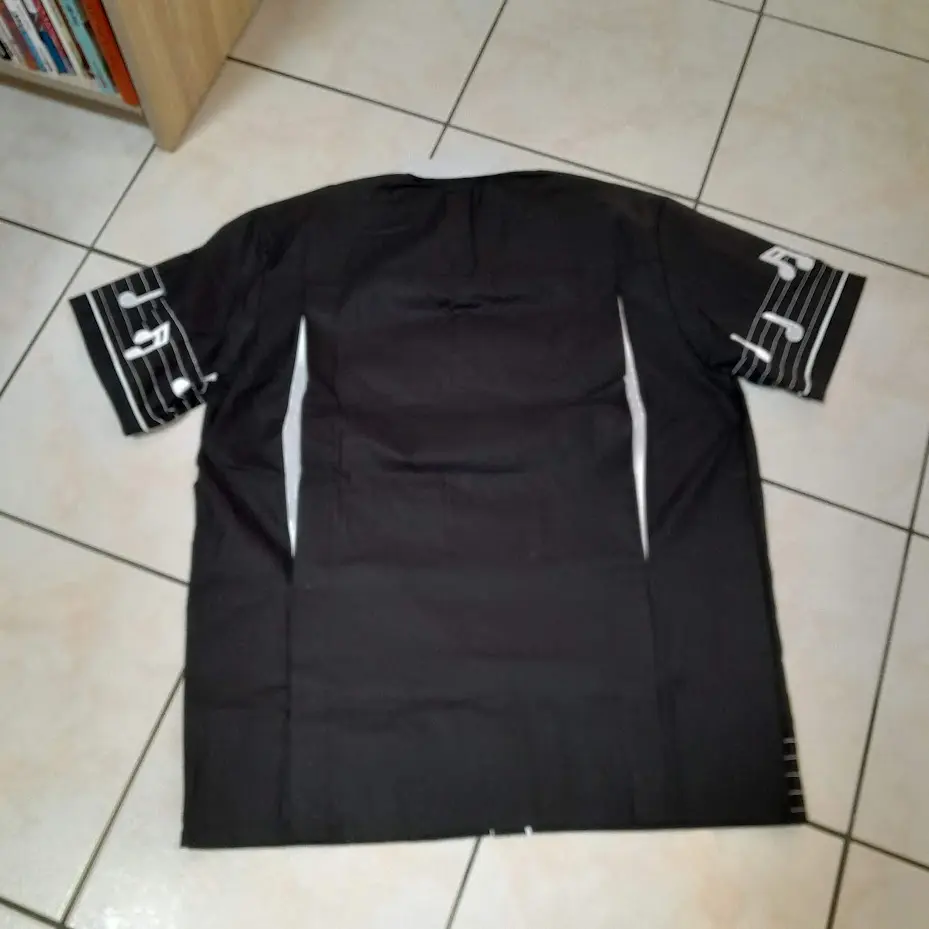 chemise bowling noire avec notes dos